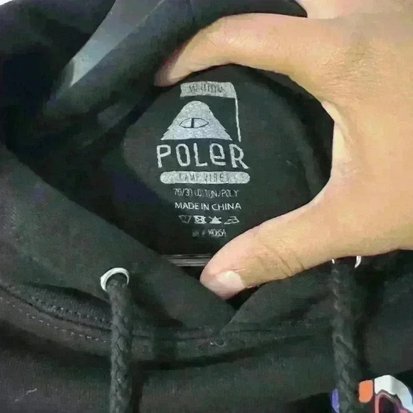 polerstuff poler pop hoodie. NWOT. Medium - Picture 4 of 4